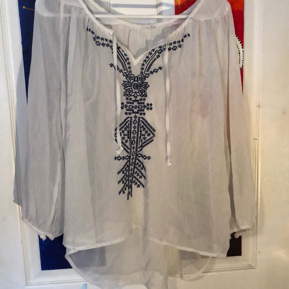 sheer high low patterned top